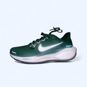 Nike Forest Green Running Shoe